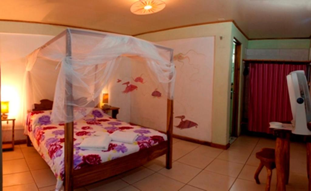 Blue Conga Otel Puerto Viejo de Talamanca Dış mekan fotoğraf